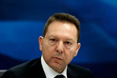 Stournaras seeks tax cuts but says drop in revenues misleading as targets being met