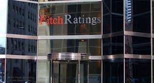 Fitch affirms Romania’s BBB- rating with stable outlook, predicts public debt will peak in 2015, then fall