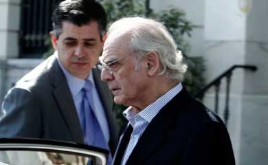 Tsochatzopoulos calls on council members to testify at his trial