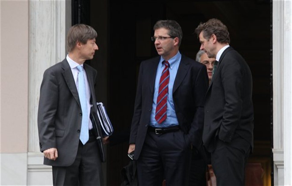Banks and privatizations on Samaras’ agenda