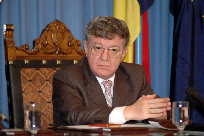 Dobritoiu, involved in investigation into staff accommodation for Generals