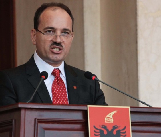 The President of Albania decrees the holding date for the referendum on the Law for “The integrated management of residue”