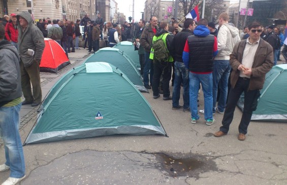 Traditionalists Organize Protest Camp In Downtown Belgrade