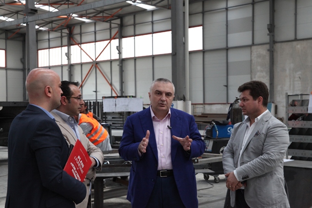 Leader of the SMI promises employment in the next four years