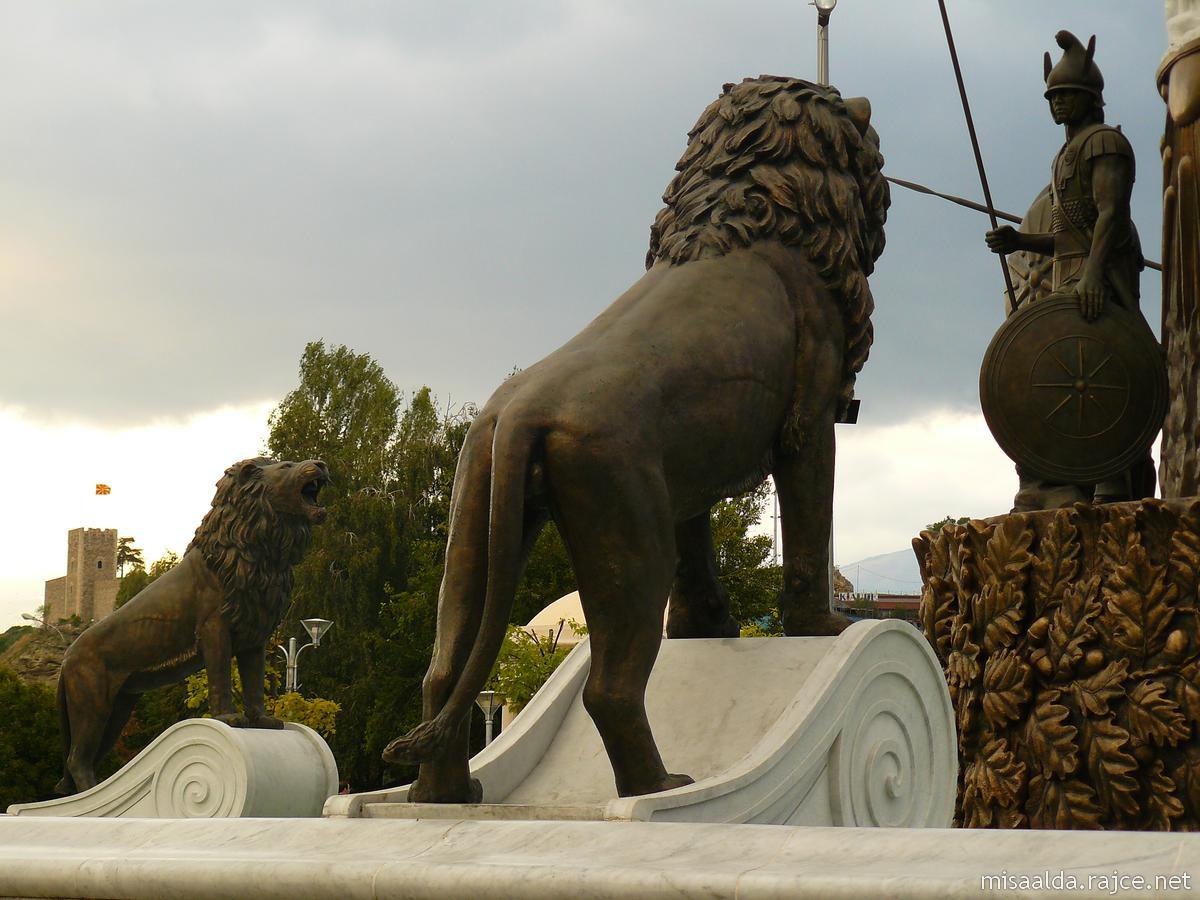 Albanian monuments will be placed in the framework of “Skopje 2014” project