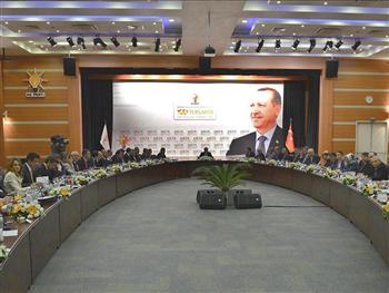 Ruling AKP dismisses rumors of early election after executive meeting