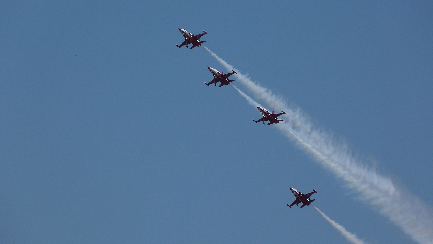 Bucharest International Air Show begins on Saturday