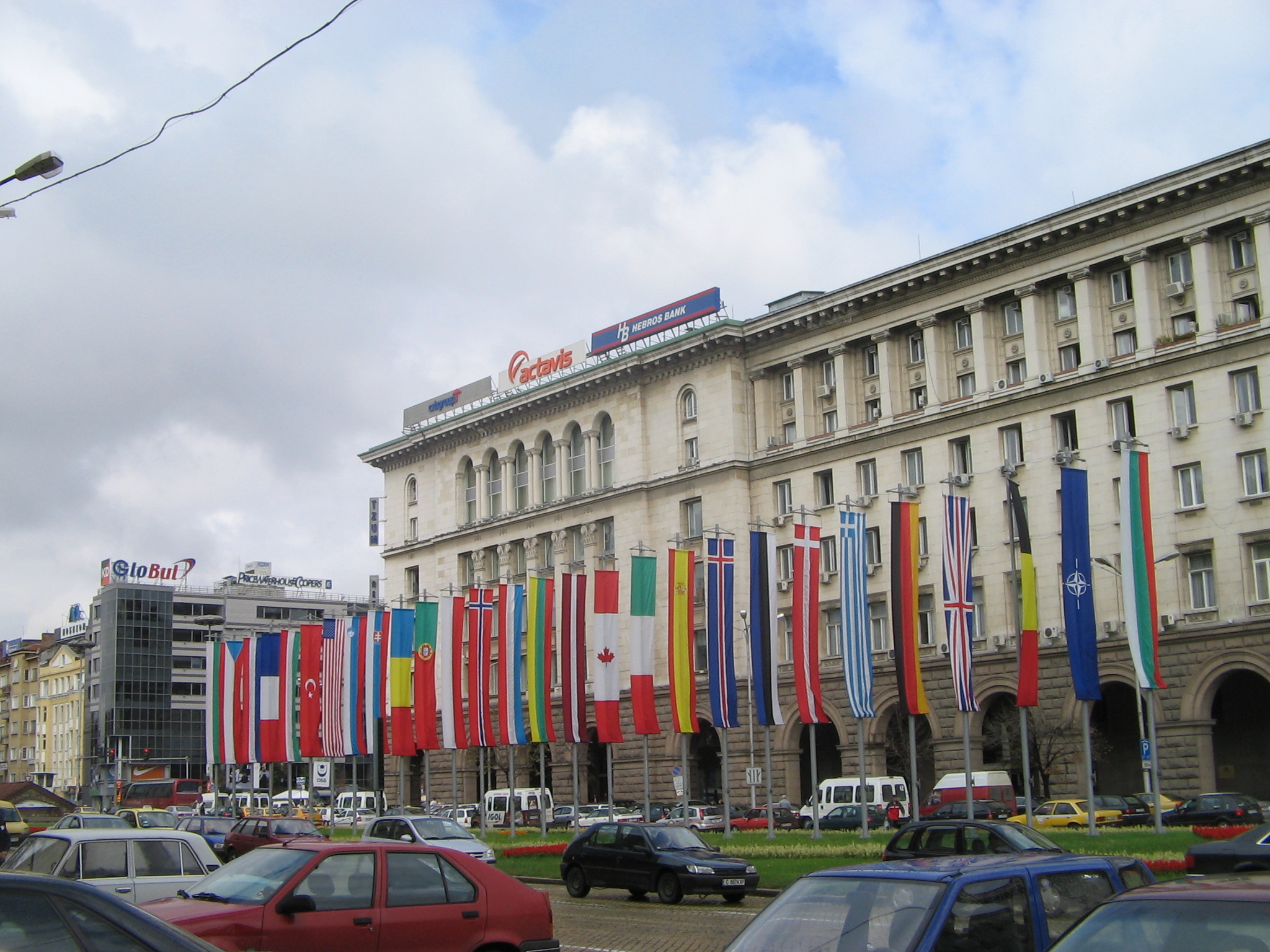 Bulgarian socialist government responds to criticism from foreign ambassadors