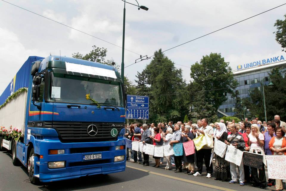 Sad Procession from Visoko to Potočari