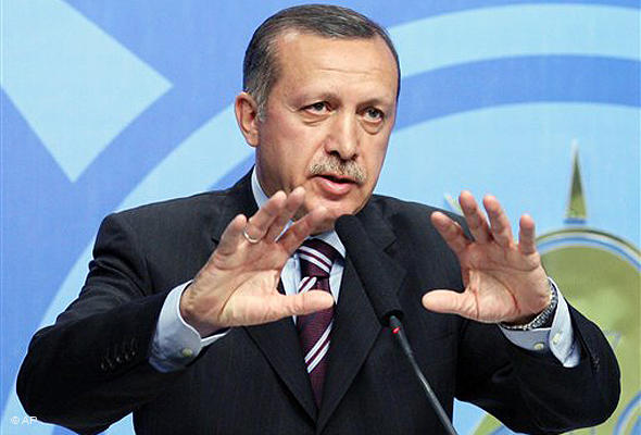 Erdogan announces “Package of – partial- democratization