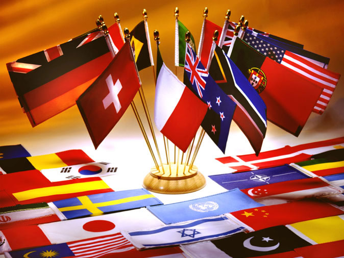 Three to four Romanians speak at least one foreign language