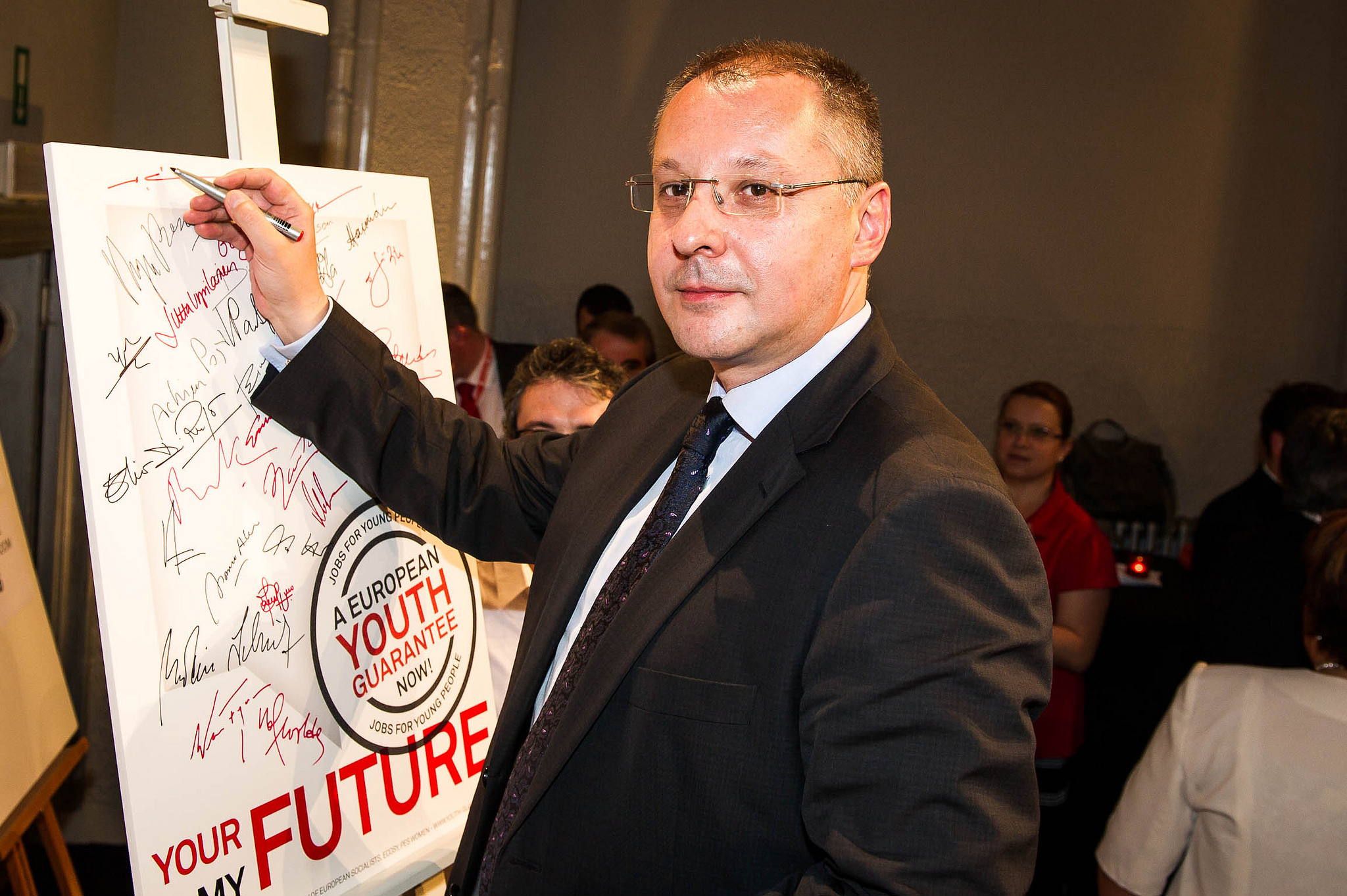Bulgarian Socialist Party government continues backtracking on election promises