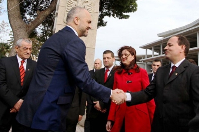 Composition of the new government is delivered to the President of Republic