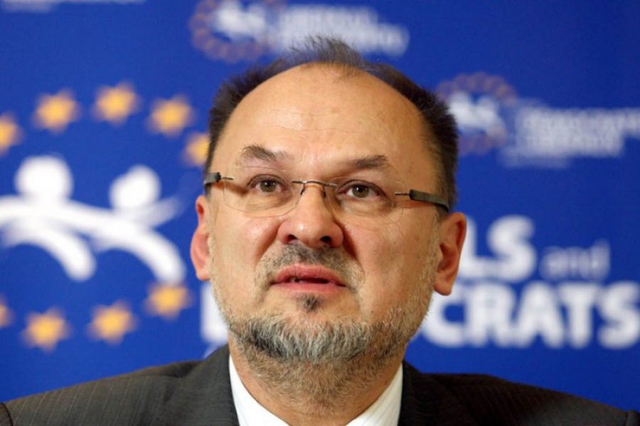 There are no hopes for a solution to the name dispute, says Kacin MEP