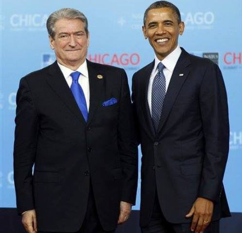Former PM Berisha receives a letter from US President Obama