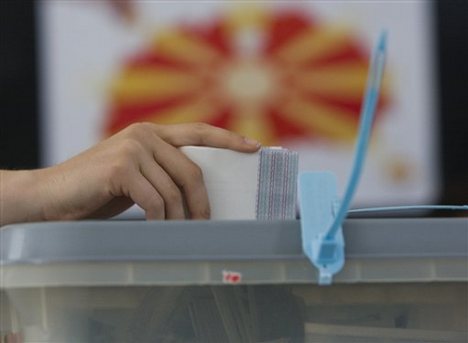 Political parties in FYROM prepare for early elections