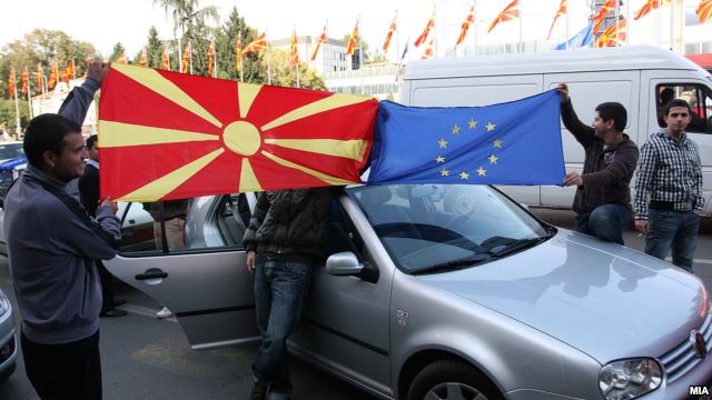 Postponement of integration, citizens and experts in Skopje share different opinions