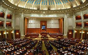 Weekly review: Romanian anti-corruption fight barely survives the “black week”
