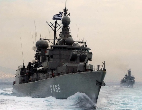 Turkish war ship violated the greek territorial sea for 19 hours