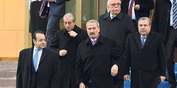 Erdogan’s Ministers’ indictments to be discussed in Parliament
