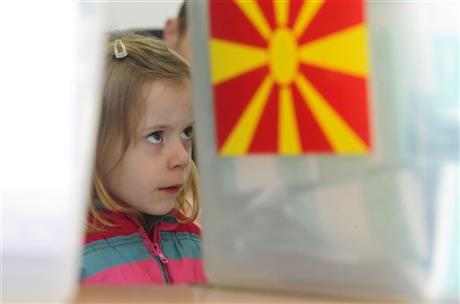 Political parties meet with voters, preparations and rumors for early elections