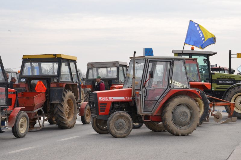 Protests in B&H: Blockade of Border Crossing of Orašje