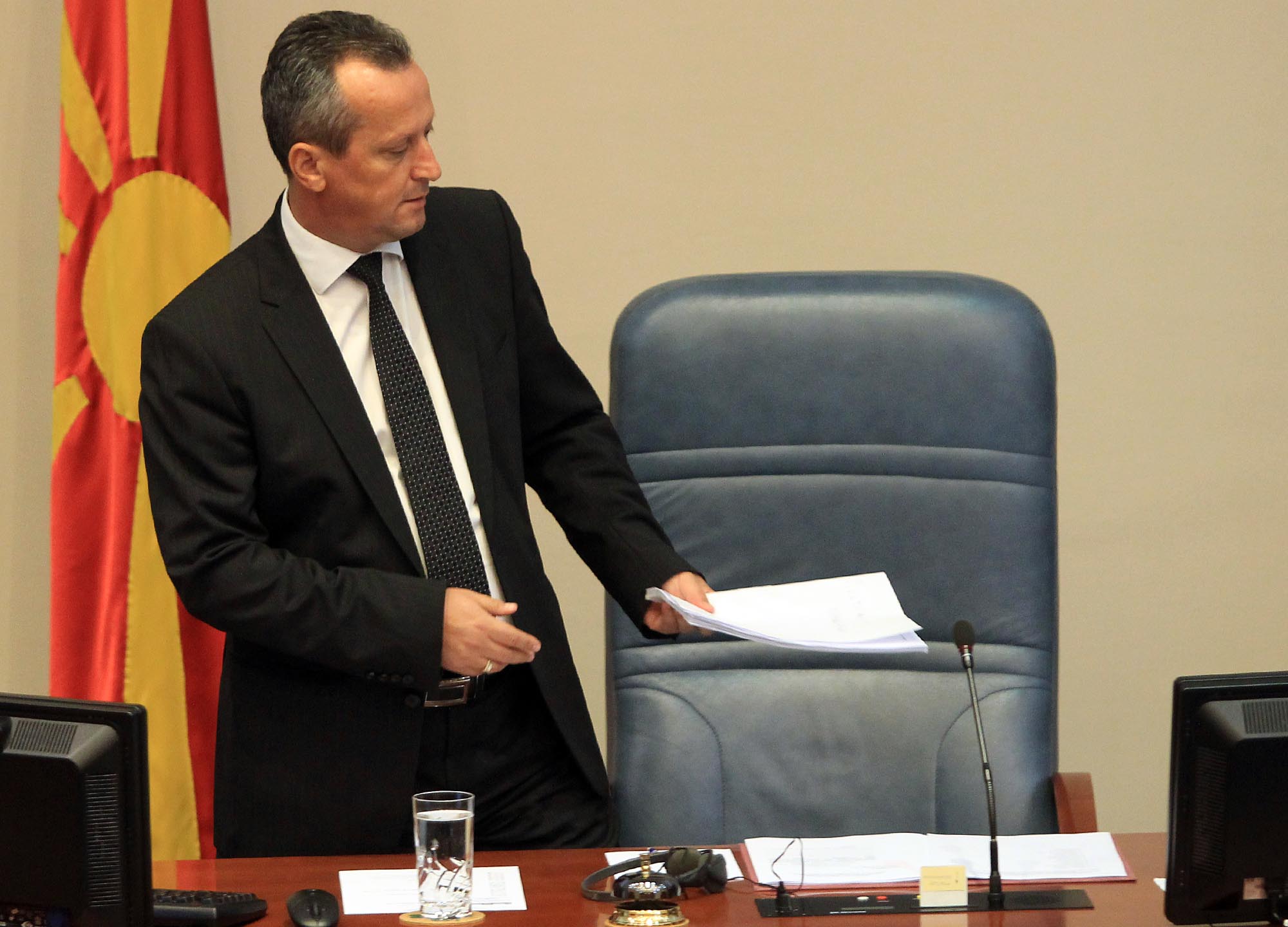 Early parliamentary elections to take place on April 27