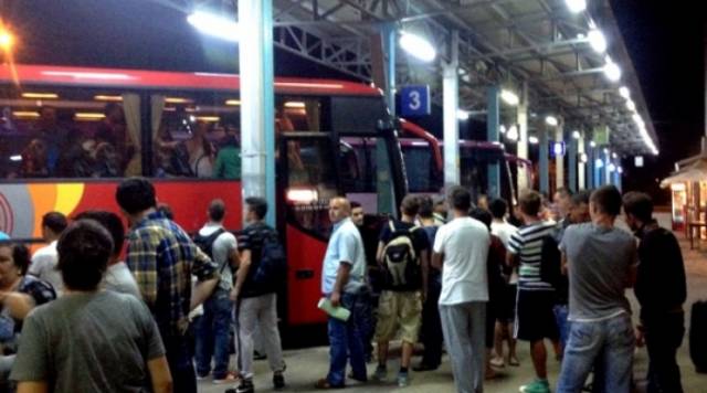 Economic crisis forces Kosovars to abandon the country