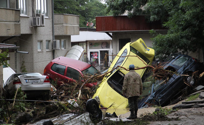Heavy rains, floods in Bulgaria destroy thousands of hectares of wheat, ruin fruit and vegetables