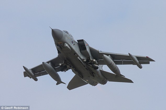 RAF jets fly for fifth time from Cyprus and the government asks for protection
