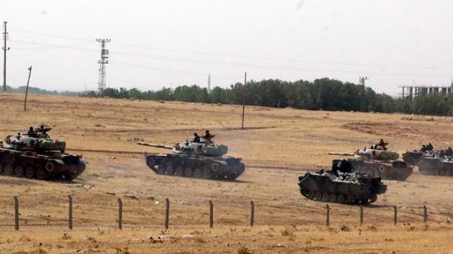 Turkish tanks assumed position at the Syrian border