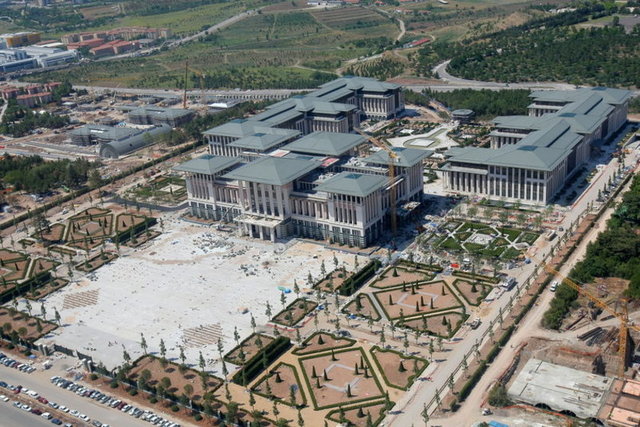 New presidential mansion and new luxurious aircraft for Erdogan, immediately after taking office