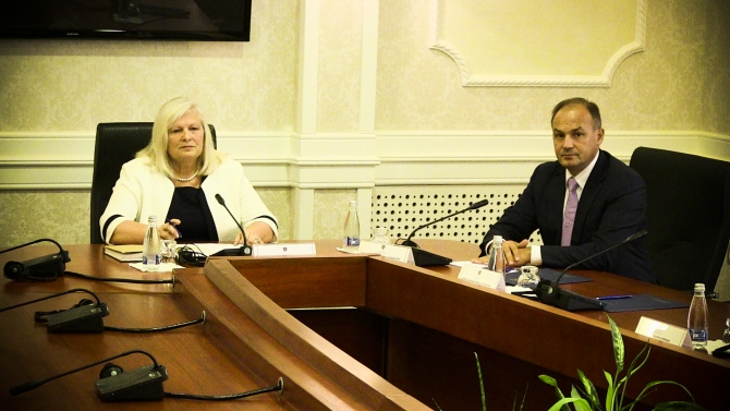 Constitutive session of the parliament of Kosovo to continue on September 12