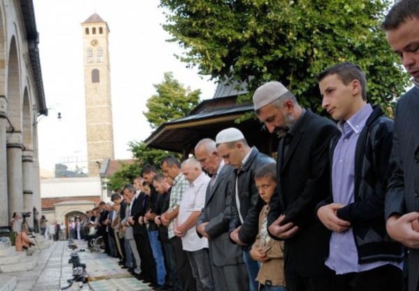 The issue of nationality for displaced Macedonians sparks ethnic debates in FYROM