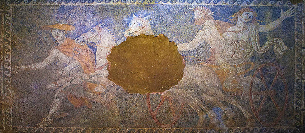 Beauty of mosaic in the Tomb of Amphipolis causes world admiration