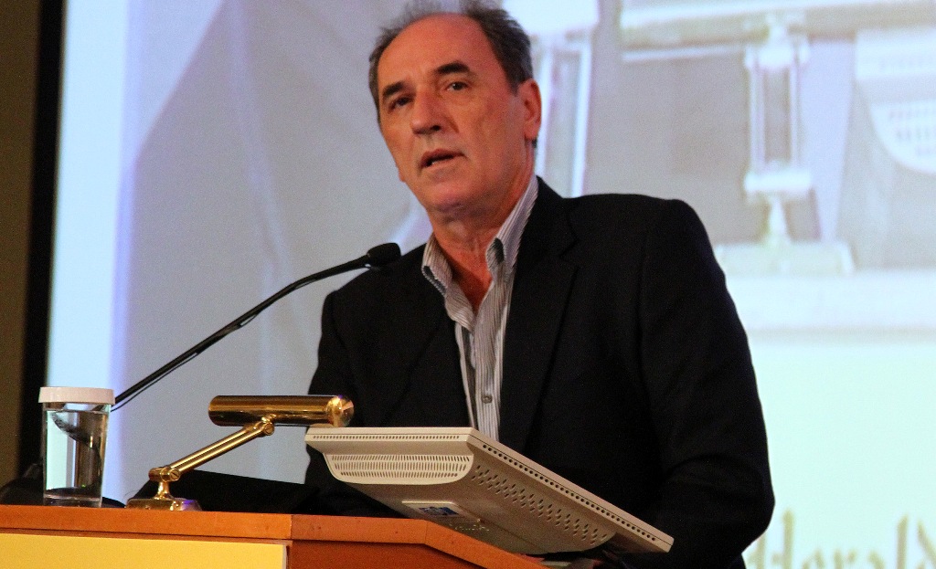 Stathakis: The greek debt is not viable