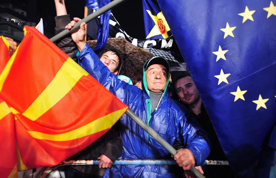 Progress report sparks debates and criticism in Skopje