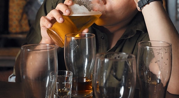 Romania looks at tackling heavy drinking