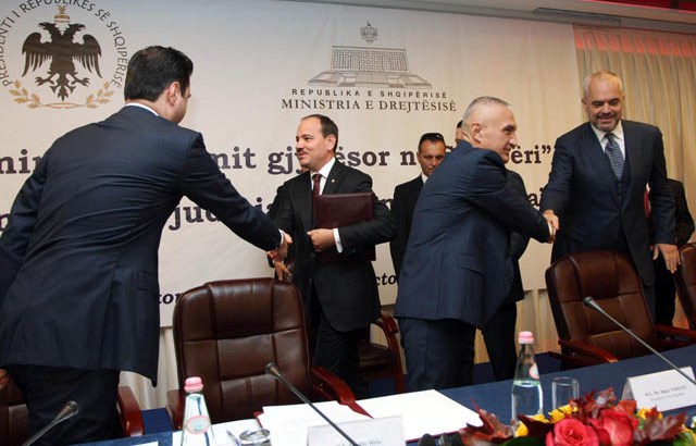 Opposition says that it will never accept the new territorial division of Albania