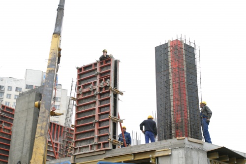Bulgaria business climate rebounds in January 2015