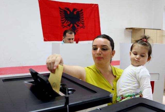 Local government elections in Albania end without any problems