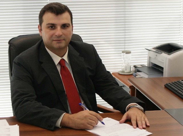 Analysis/ Effects of strong changes on world hard currency market on local currencies