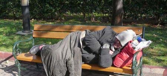 Gov’t starts distribution of housing allowance – 17,720 homeless in Attica alone