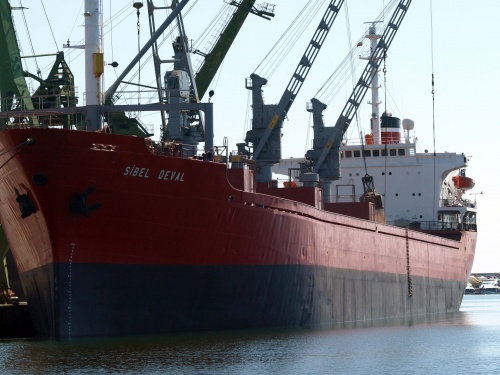 Bulgarian exports to EU up but trade balance still negative