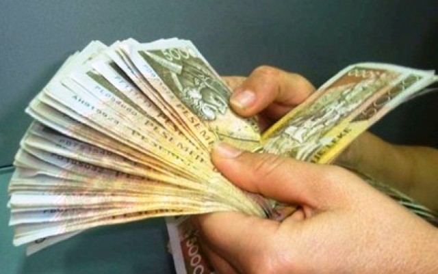 Financial situation in Albania, according to the government, opposition and IMF