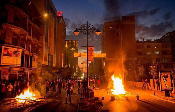 Tensions rise in Turkey