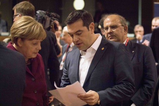 Tsipras: Three absurd recommendations for the refugee crisis were rejected