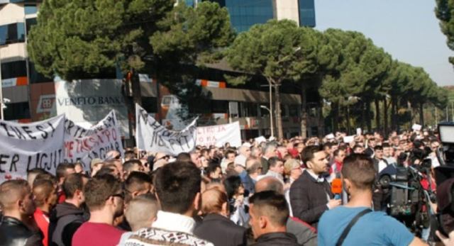 Businesses in protest against new tough measures