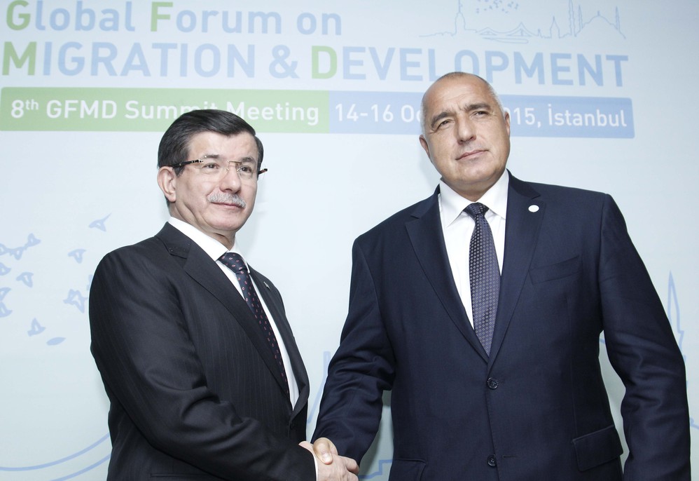 Bulgarian PM congratulates Turkey’s Davutoğlu on election victory