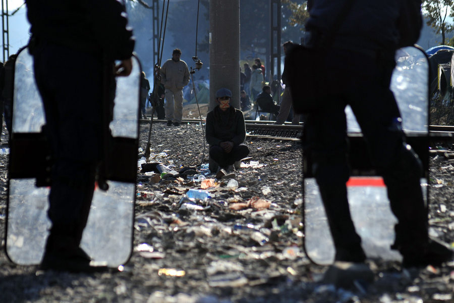 Greek journalist are upset for their blockage at Eidomeni
